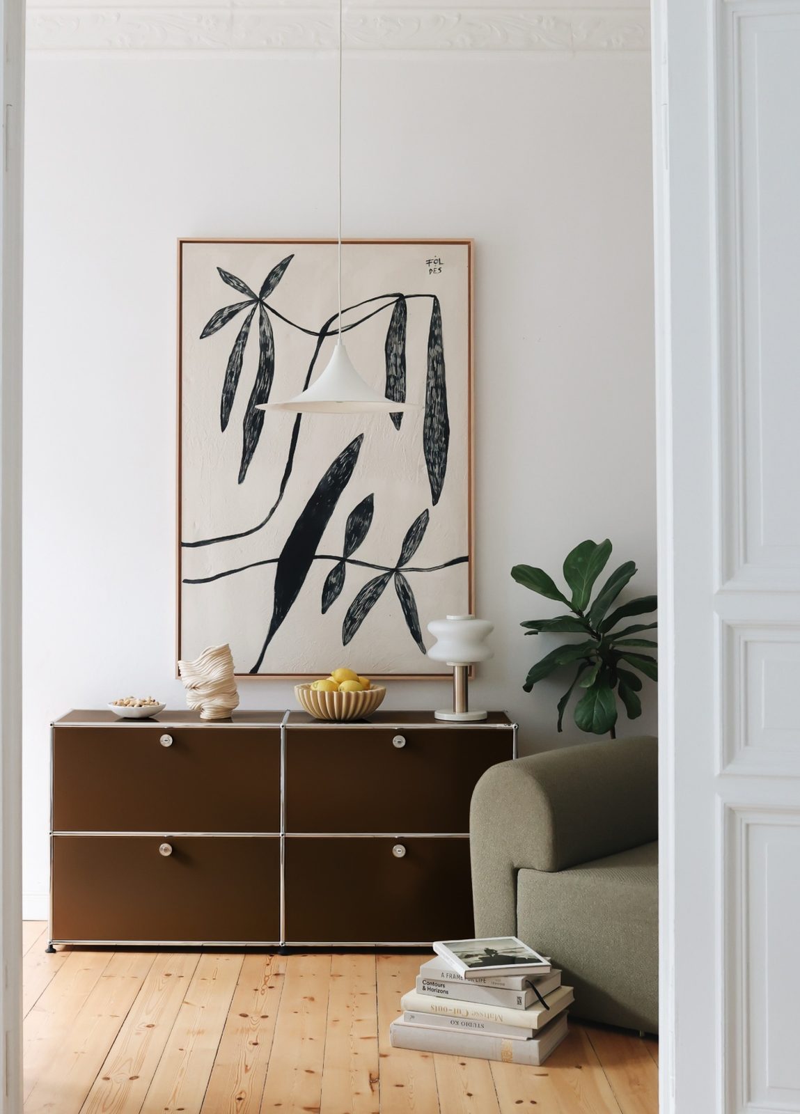 USM Haller Kahverengi Metal Dolaplı Dresuar 150x35x74 cm - görsel 3